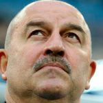 Un bigote de esperanza en el que los anfitriones confían (Video) video