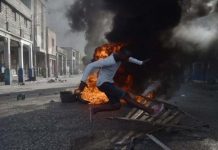 Aumentan a once los fallecidos en violentas protestas en Haití protesta