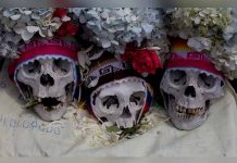 Bolivia: Indígenas bailan con cráneos en cierre de celebración a los muertos tradiciones