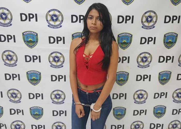 mujer detenida