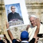 Papa pide que recuerdo de Romero sea un mensaje de paz en Latinoamérica papa francisco