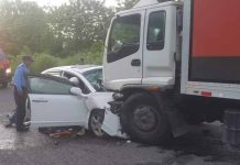 Brutal choque entre carro y camión deja cuatro muertos en Honduras honduras