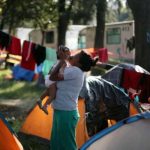 Migrantes reflexionan si se quedan en México o continúan ruta a EEUU migrantes centroamericanos