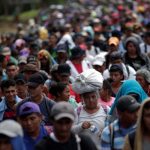 Investigan desaparición de casi 100 migrantes que viajaban en caravana caravana de migrantes