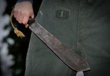 machete
