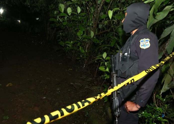 Untitled-1_xS0CU3L policia