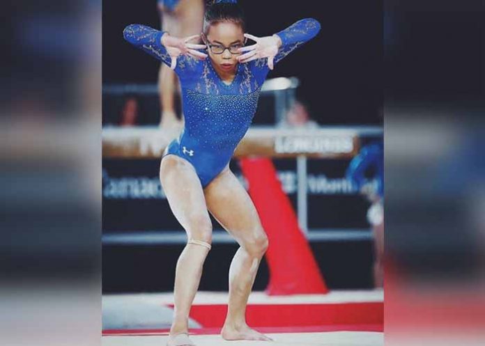 gimnasta estadounidense