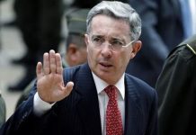 Aceptan a Iván Cepeda como víctima en proceso contra Álvaro Uribe colombia