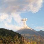 Riesgo del volcán de Fuego sigue latente en Guatemala volcan de fuego