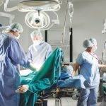 Se traga una vara de acero y vive con ella por más de un año medicos cirujanos