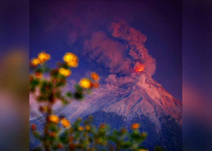 Volcan_CaqdpW0 guatemala