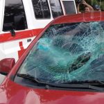 Jovencito es catapultado por vehículo en Carretera Vieja a León nicaragua