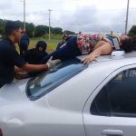 Pareja de motociclistas fue catapultada por vehículo en Ctra. Nueva a León nicaragua