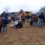 19 fallecidos y 23 heridos tras la caída de un bus a un precipicio peru