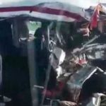 Perú: Ocho muertos dejó choque de minibús con camión peru