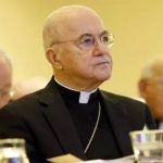 Arzobispo acusa al papa de ignorar acusaciones de abusos del cardenal McCarrick irlanda