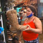 Fiestas agostinas con grandes promociones en ropa y calzado en Managua nicaragua