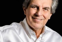 Otro más: Muere famoso a causa de cáncer fuertes lluvias
