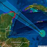 México emite alerta roja en Cancún por llegada del huracán Delta mexico