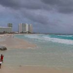 El Caribe mexicano en alerta roja ante la llegada del huracán Zeta mexico