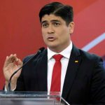 Presidente de Costa Rica vuelve a Plaza de la Cultura luego de recibir agresiones costa rica