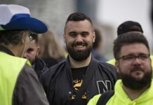 Jefe de ‘chalecos amarillos’ abandona protestas francia