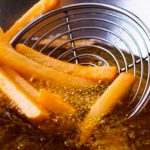 Inglaterra: Anciana hizo papas fritas con el aceite equivocado y murió inglaterra