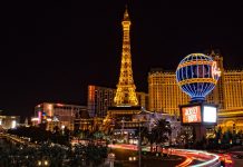 Torre Eiffel reabre sus puertas tras dos días cerrada por huelga francia