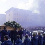 Miles ofrecen último adiós al futbolista Davide Astori davide