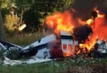 avion en llamas