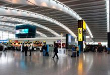 Evacuan pasajeros de varios aviones en un aeropuerto de Londres londres