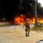 Brasil: 3 personas murieron al estrellarse un helicóptero secuestrado helicoptero