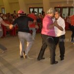 Adultos mayores disfrutan de homenaje al Día de la Cultura Cubana nicaragua