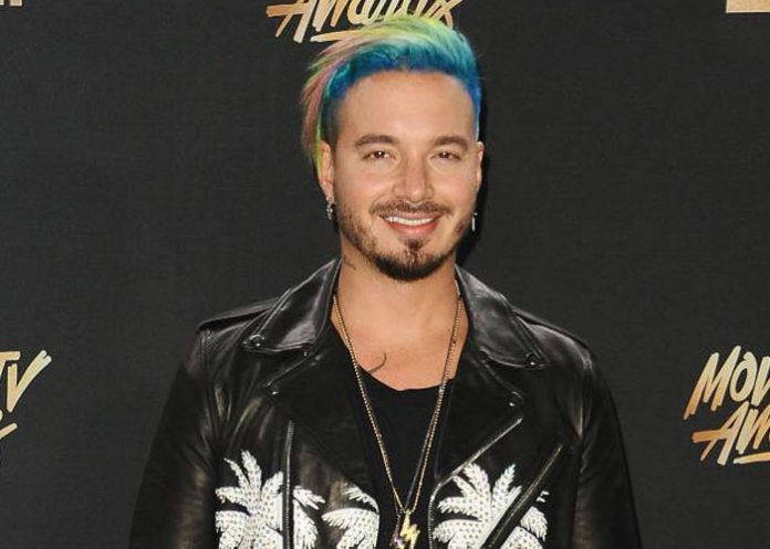 balvin-_l59gDFd cantante j balvin