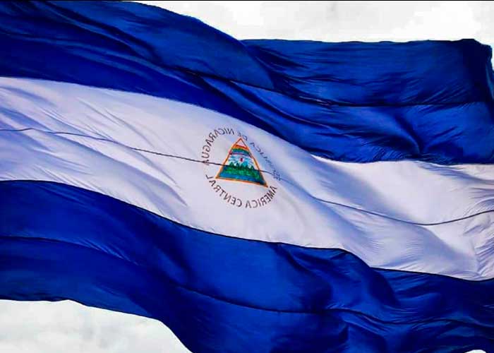 bandera-nicaragua-81 nicaragua
