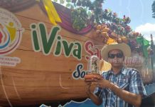 Familiares de Lisímaco Chávez recibieron el tradicional barco de Santo Domingo nicaragua