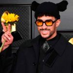 ¿Qué te pareció el look de Bad Bunny en los Grammys? fotos