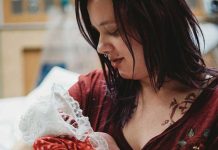 Deciden dar a luz a su hija para poder donar sus órganos a otros bebés estados unidos