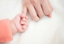 EE.UU: Bebé sobrevive junto a los cadáveres de sus padres en un hotel estados unidos