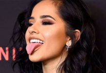«Sin dientes» Así lucía la dentadura de Becky G antes de ser reconocida musica