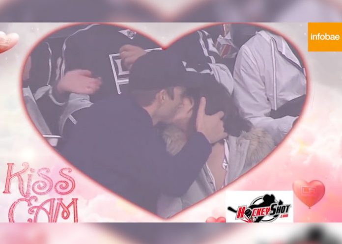 beso_vG1zPSA Ashton Kutcher