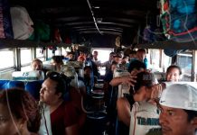 Delincuentes fuertemente armados asaltan bus en comunidad de Siuna nicaragua