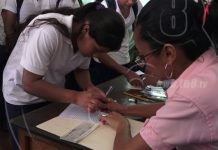 Estudiantes de Boaco reciben bono complementario nicaragua
