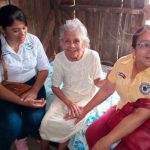 Madre de héroes y mártires recibió plan techo en Bonanza nicaragua