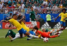 Brasil somete 2-0 a México y se mete en cuartos de final Brasil