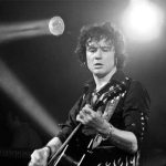 Enrique Bunbury lanza segundo álbum del año musica