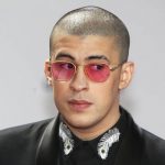Foto muestra a Bad Bunny en la época en que trabajó en un supermercado puerto rico