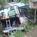 Nueva Guinea: Sobreviven de milagro tras aparatoso accidente de un bus nueva guinea