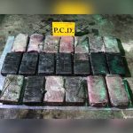Costa Rica: Policía captura a sujetos que trasladaban medio millón de dólares y cocaína en 2 furgones costa rica