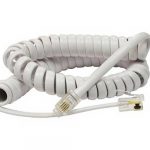 Venden un collar parecido a un cable telefónico por más de 2.000 dólares africa